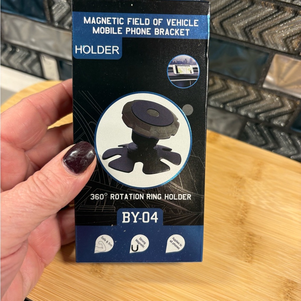 Magnetic Vehicle Phone Holder - Black